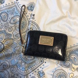 Wristlet